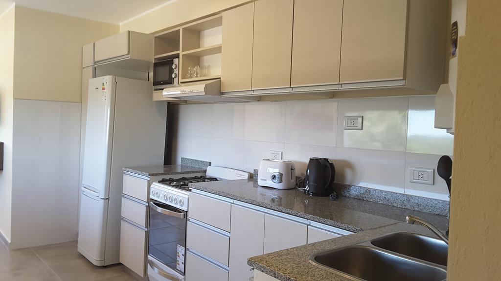 Edificio Niza I Appartement Villa Carlos Paz Buitenkant foto